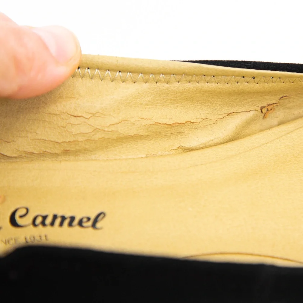 Suede leather ballet flat black with gold accents Red Camel 7